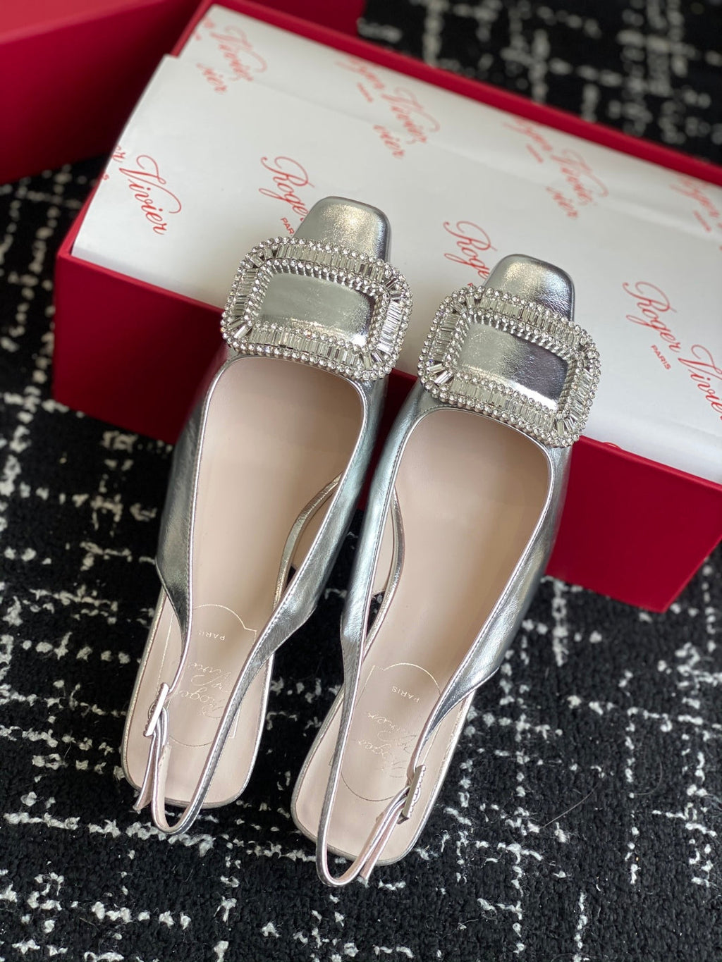 ROGER VIVIER 25S VIVIER SLINGBACK 45MM IN SILVER CALFSKIN EMBELLISHED CRYSTALS